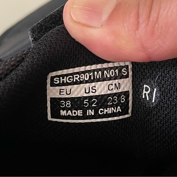 Shimano SH-GR901 GR9 Mountain Bike Shoes EU 38 US 5.2 Black Navy Blue - Picture 9 of 13